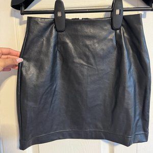 Wilfred Free Black leather mini skirt, size 2